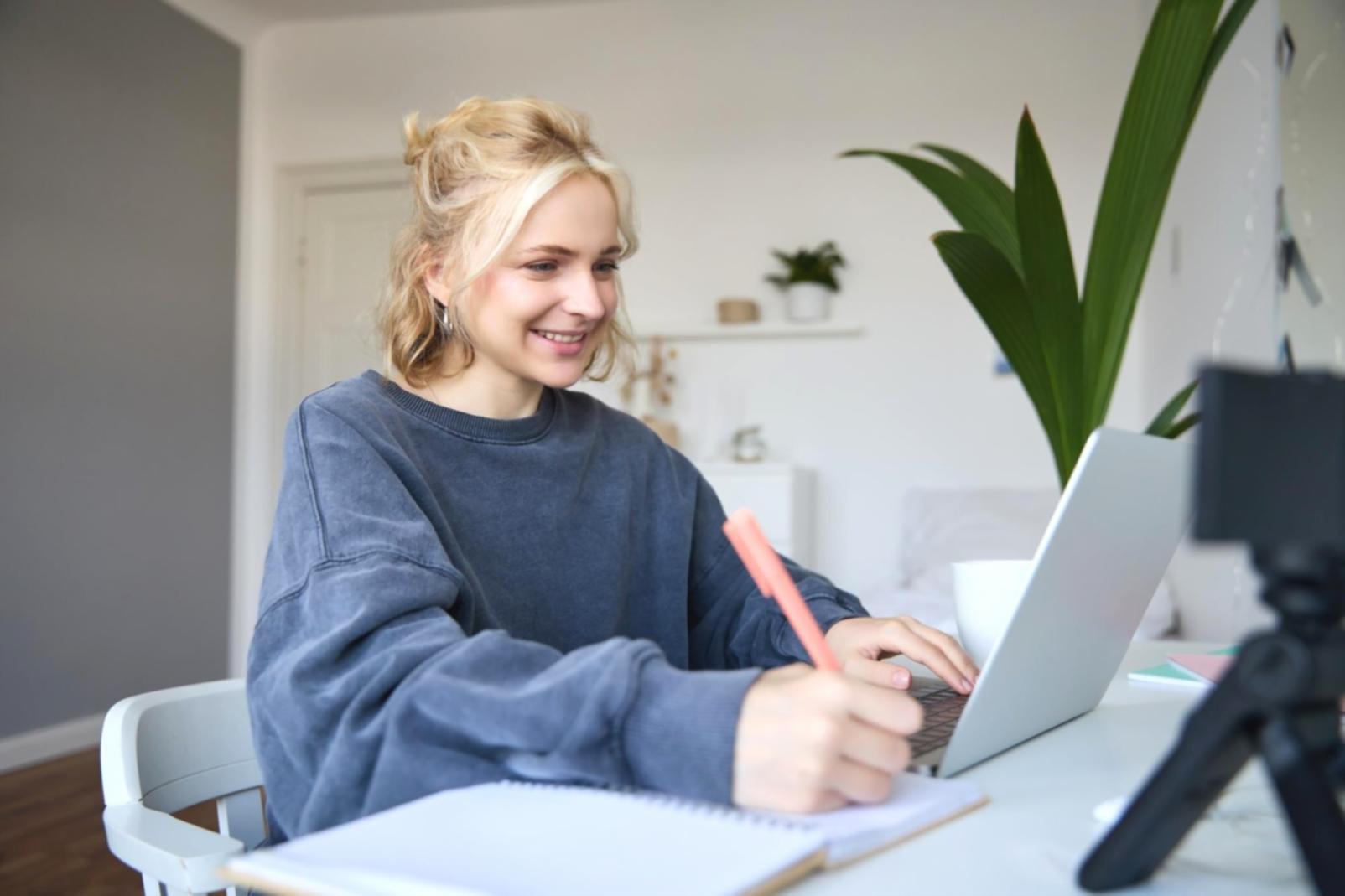 Espace de travail organisé pour l'apprentissage de l'analyse financière